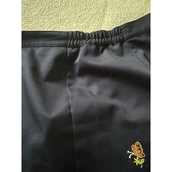 Alfred Dunner 10 navy blue high rise capris. - Picture 9 of 12